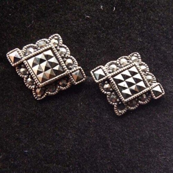 VINTAGE CLASSIC STERLING DIAMOND SHAPED WITH MARCASITE SETS POST EARRINGS 9 - Picture 1 of 2